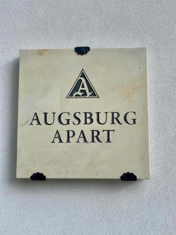 Augsburg Apart Piatra Neamţ Esterno foto